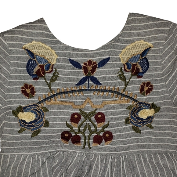 Orange Creek Gray Striped Floral Embroidered Dress Sz Medium Bell Sleeve Cotton - Picture 7 of 14